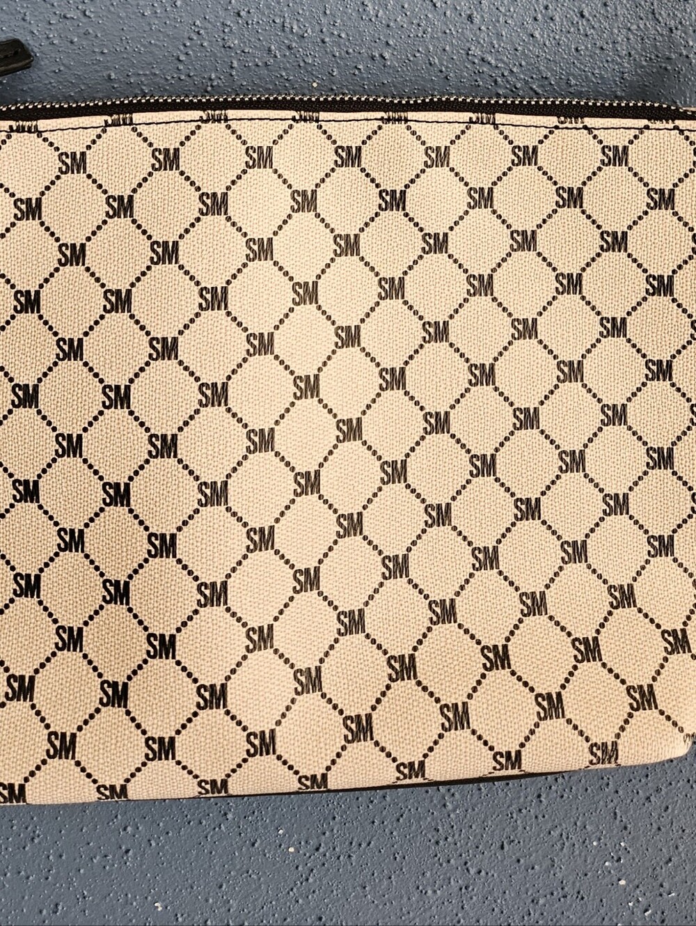 Steve Madden Crossbody Purse, cream and black print
